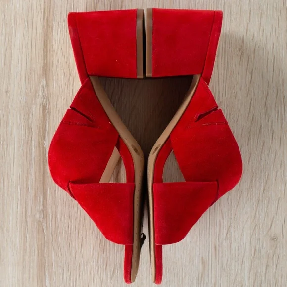 Vince Camuto Stania Suede Sandals - Picture 13 of 16